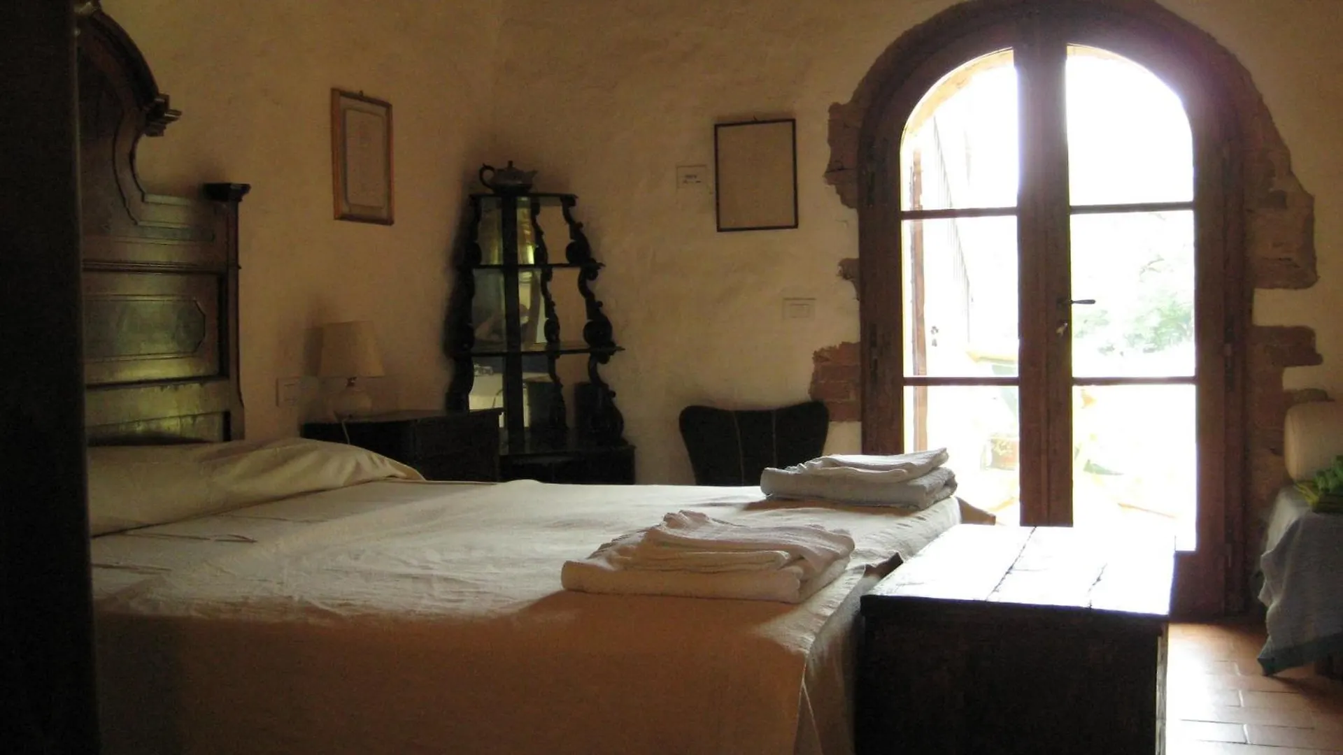 Country house Agriturismo Il Casalino Guest House Pari