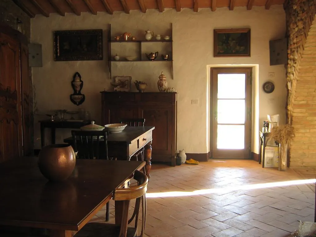 Agriturismo Il Casalino Guest House Pari Italy