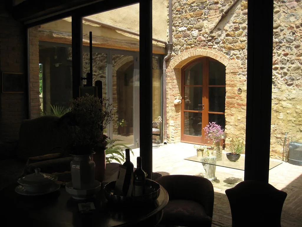 Country house Agriturismo Il Casalino Guest House Pari Italy
