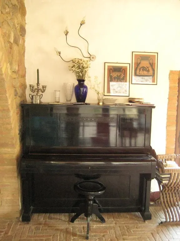 Agriturismo Il Casalino Guest House Pari Country house