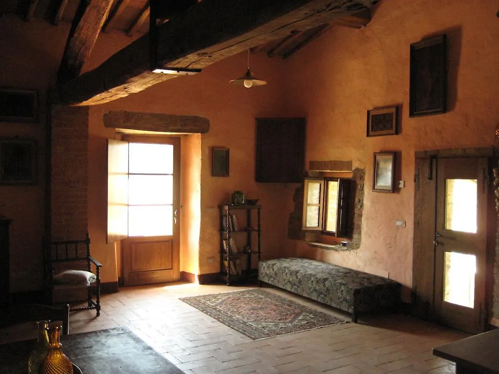 Country house Agriturismo Il Casalino Guest House Pari