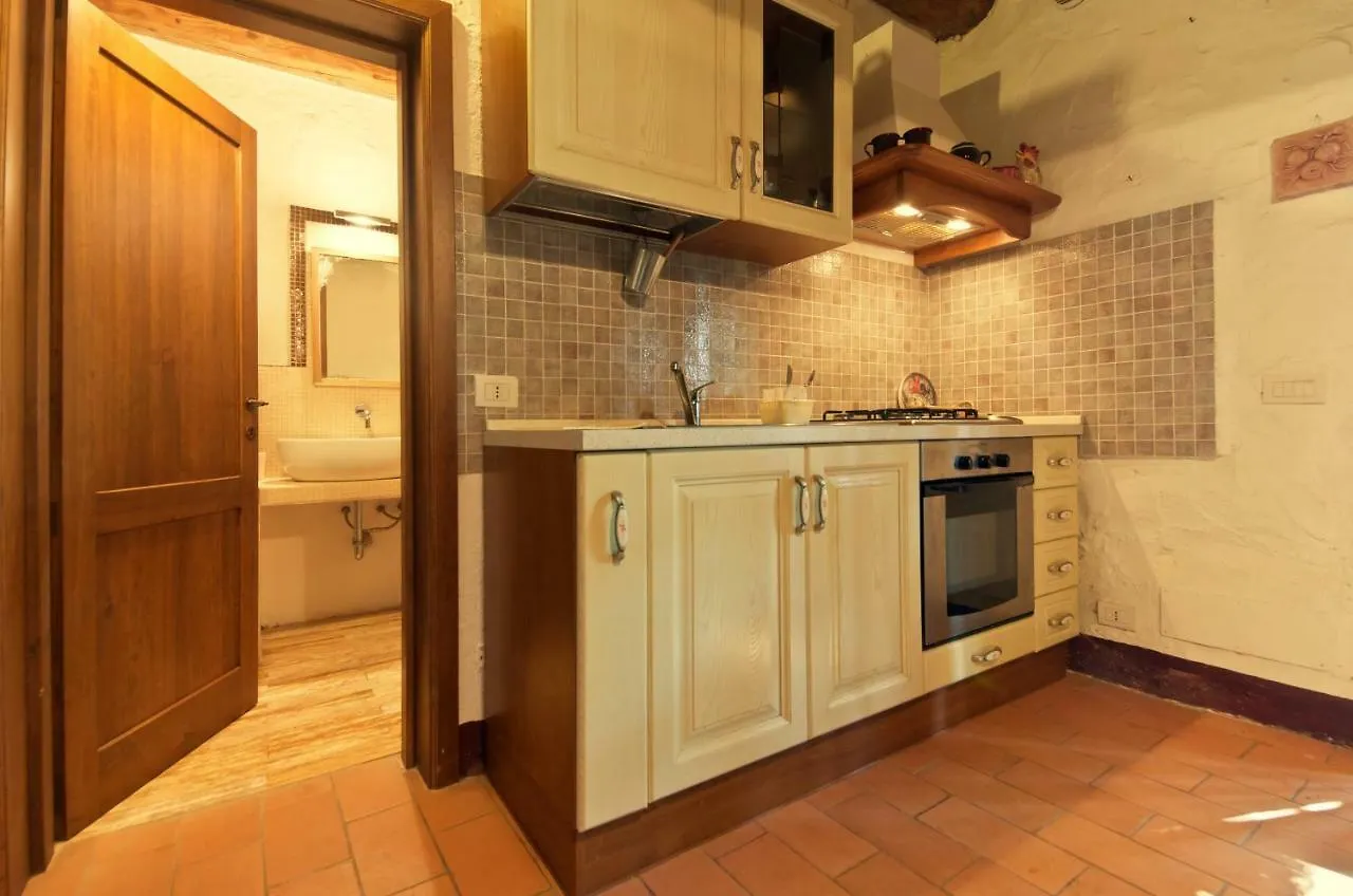Agriturismo Il Casalino Guest House Pari 0*,  Italy