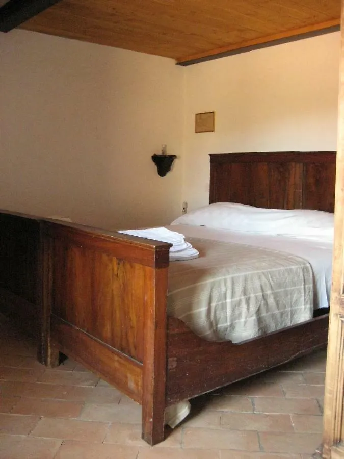 Country house Agriturismo Il Casalino Guest House Pari